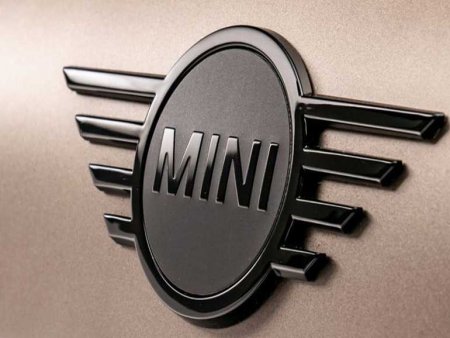 Mini oprește producția de modele echipate cu transmisie manuală
