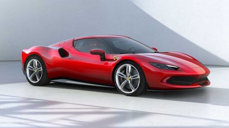 Ferrari: Modelele electrice şi hibride ar trebui să reprezinte 80% din vânzările companiei până în 2030